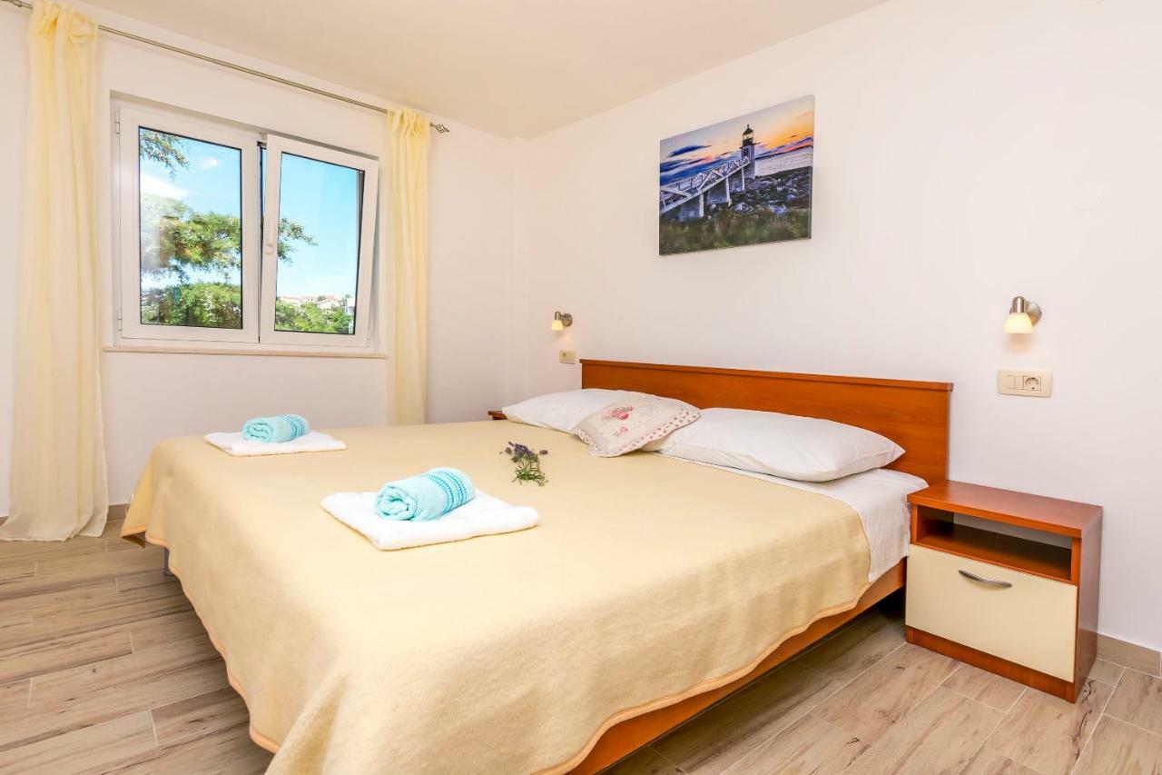 Apartment Vukorepa Ražanj Eksteriør bilde